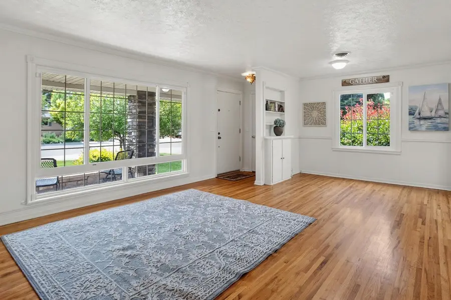 1099 Villa Vista Avenue, Yuba City, CA 95991 - #2