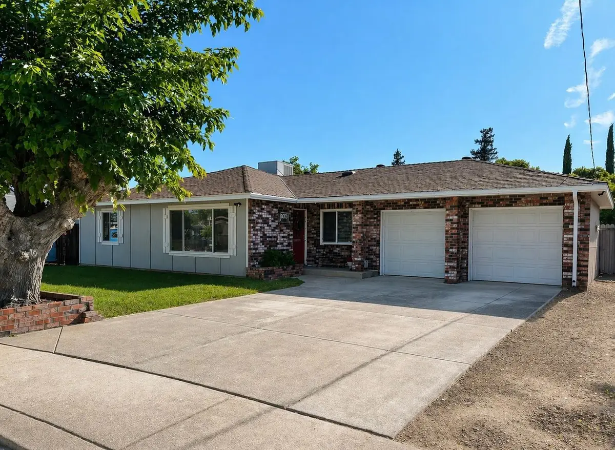 400 N Western Ave, Waterford, CA 95386 - #1