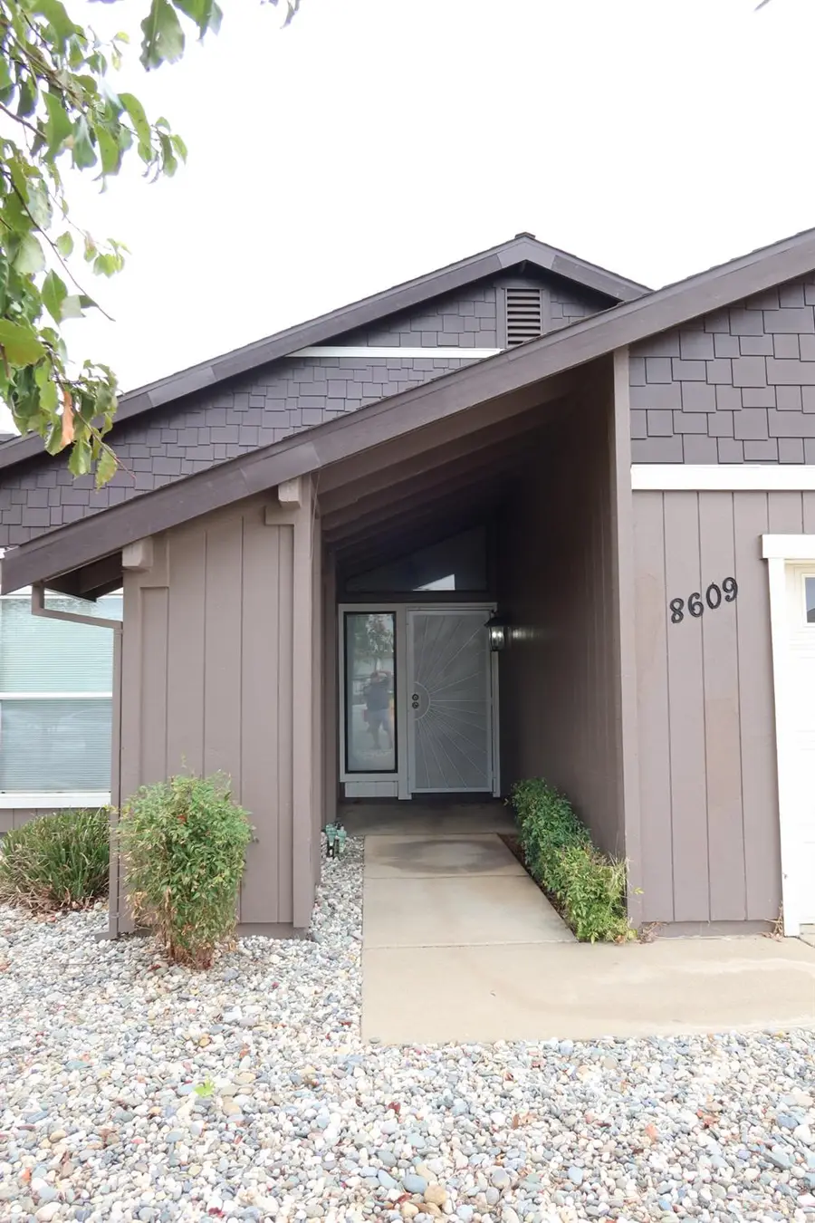 8609 Tiogawoods Drive, Sacramento, CA 95828 - #3
