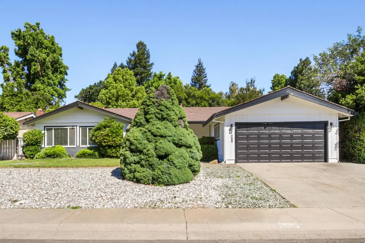 1089 Sand Bar Circle, Carmichael, CA 95608 - #1
