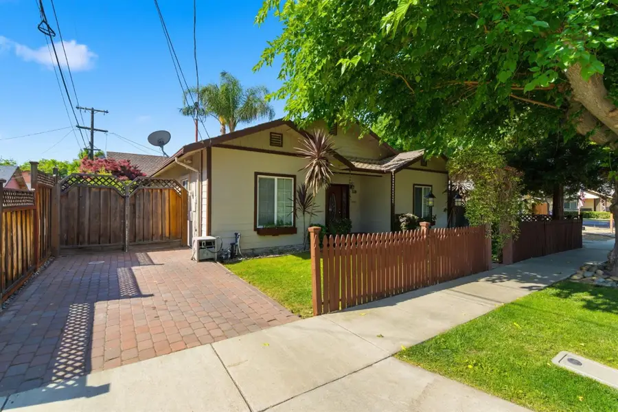 520 W 9th Street, Tracy, CA 95376 - #2