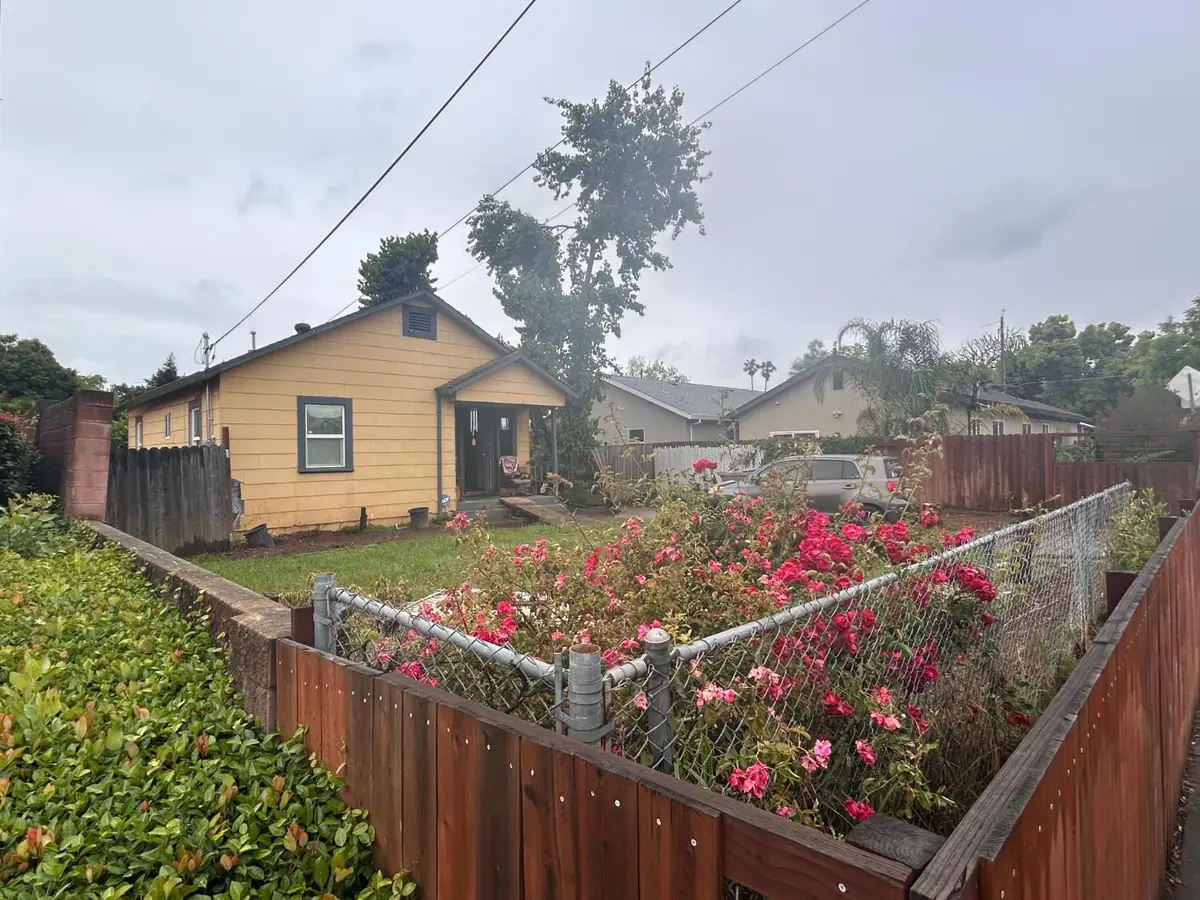 3990 14th Avenue, Sacramento, CA 95820 - #1