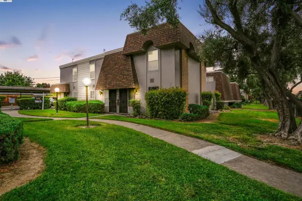 5682 Hillsdale Boulevard, Sacramento, CA 95842