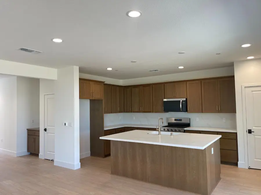 5017 Lone Star Way, Roseville, CA 95747 - #2