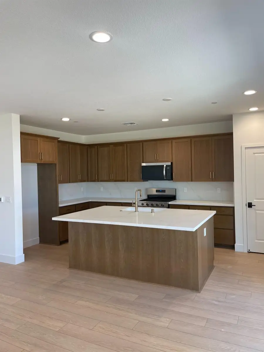 5017 Lone Star Way, Roseville, CA 95747 - #3