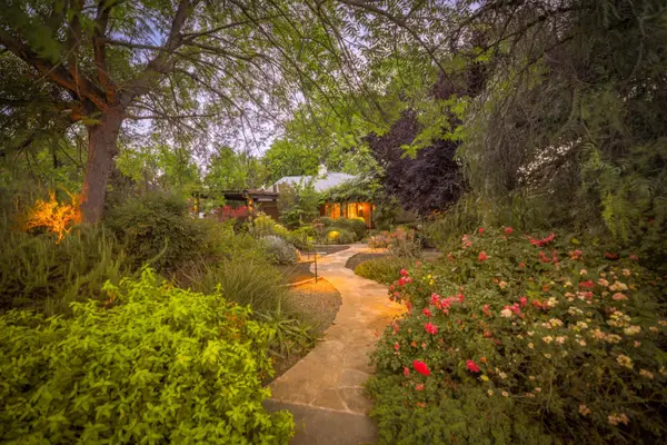 3037 Bertis Drive, Sacramento, CA 95821