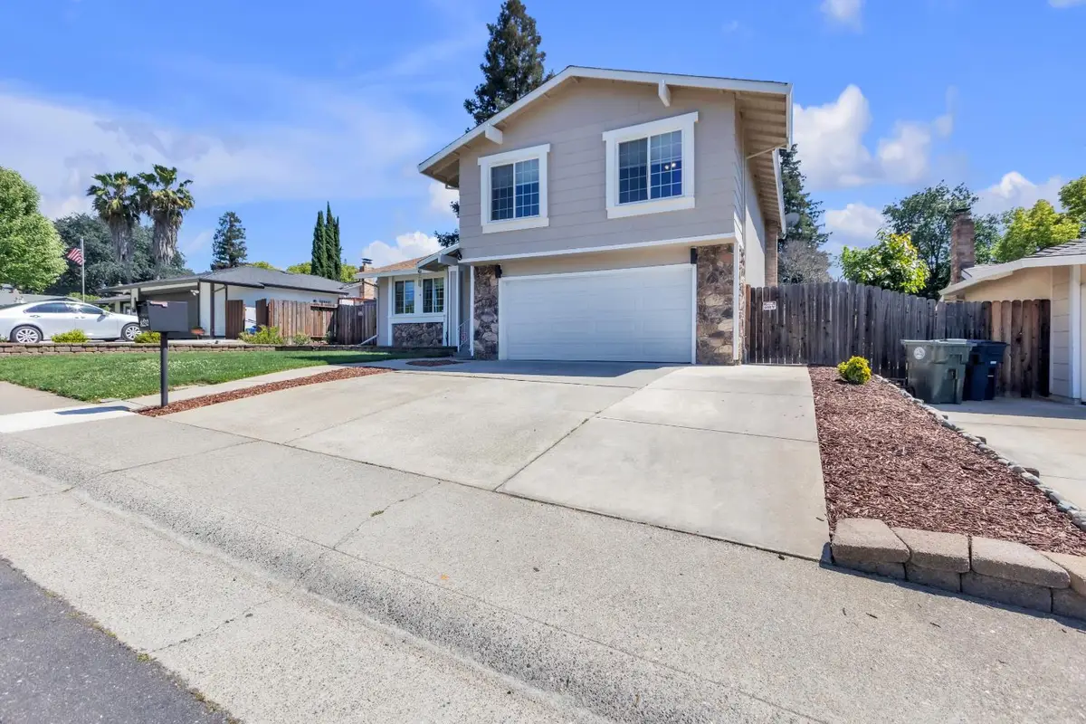 8232 Scarlet Oak Circle, Citrus Heights, CA 95610 - #1
