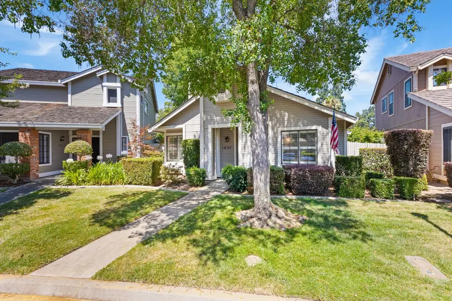 1637 Woodhill Drive, Roseville, CA 95661 - #2