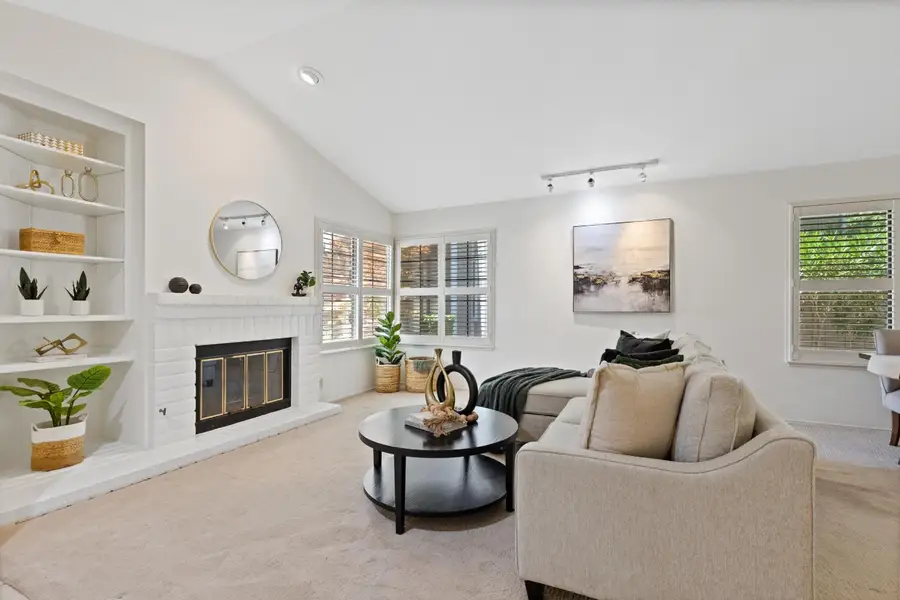 1637 Woodhill Drive, Roseville, CA 95661 - #3
