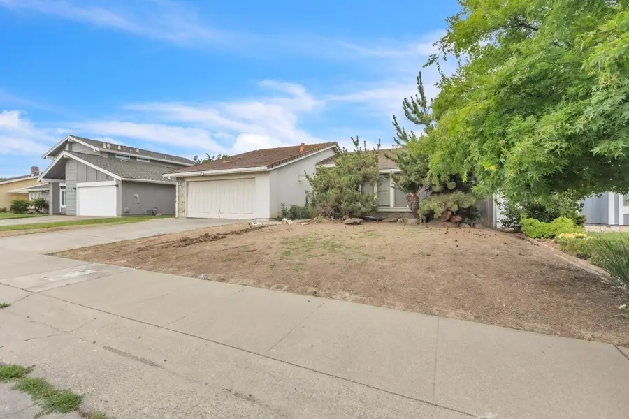 15 Cedar Grove Court, Sacramento, CA 95831 - #2