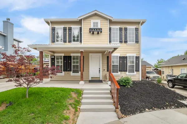 323 Nutcrest Court, Oakdale, CA 95361