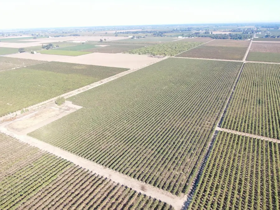 931 W Sargent Road, Lodi, CA 95242 - #3
