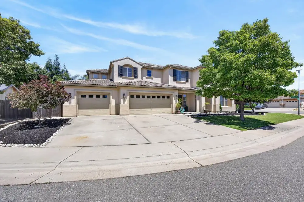 1099 Taggart, Galt, CA 95632 - #1