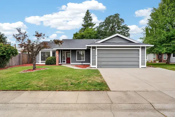 1005 Betsy Ross Drive, Roseville, CA 95747