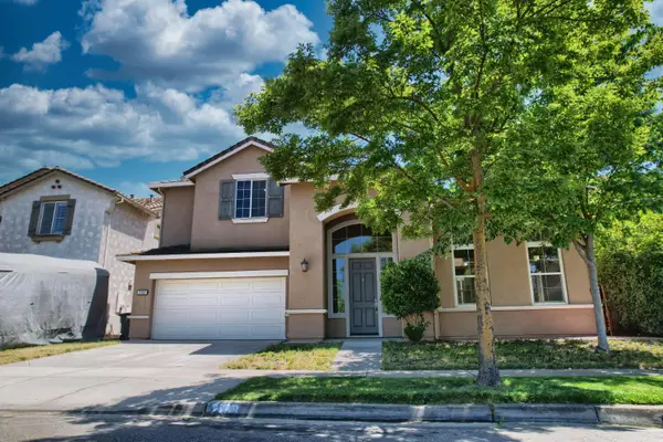 2153 Saddlebrook Lane, Oakdale, CA 95361