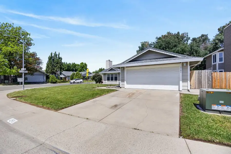 4501 Dunnbury Way, Sacramento, CA 95842 - #2