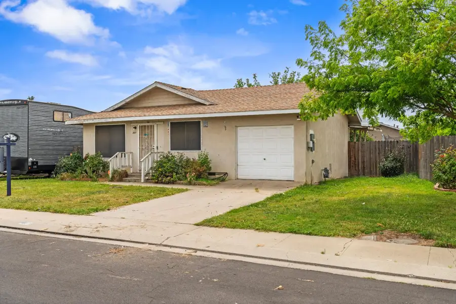 2817 5th Street, Hughson, CA 95326 - #2