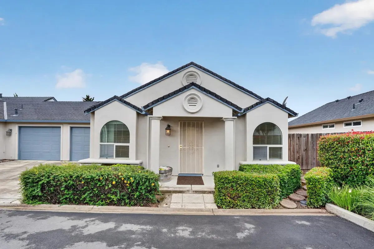 616 Village Drive, Galt, CA 95632 - #1