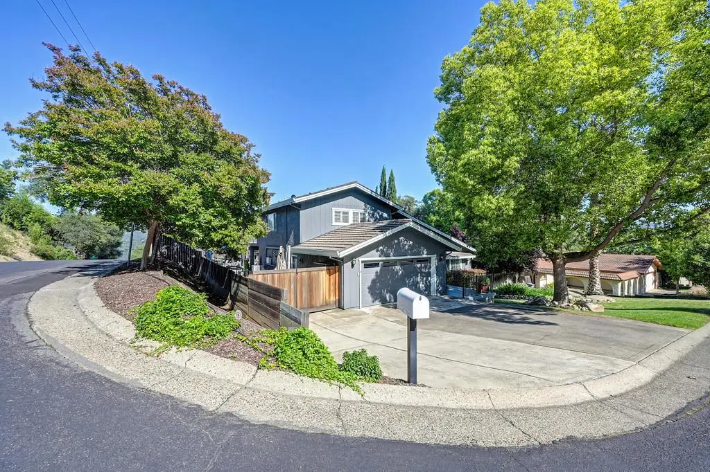 3855 N Lakeshore Boulevard, Loomis, CA 95650 - #1