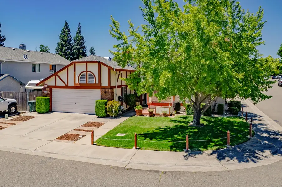 8113 Bellsbrae Drive, Antelope, CA 95843 - #2