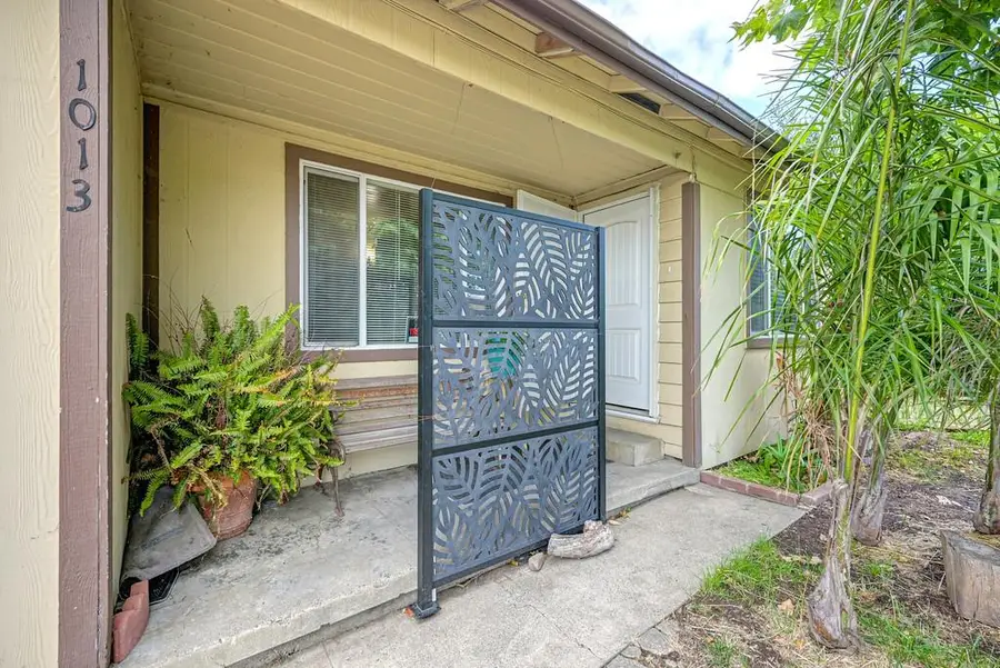 1013 Frienza Avenue, Sacramento, CA 95815 - #2