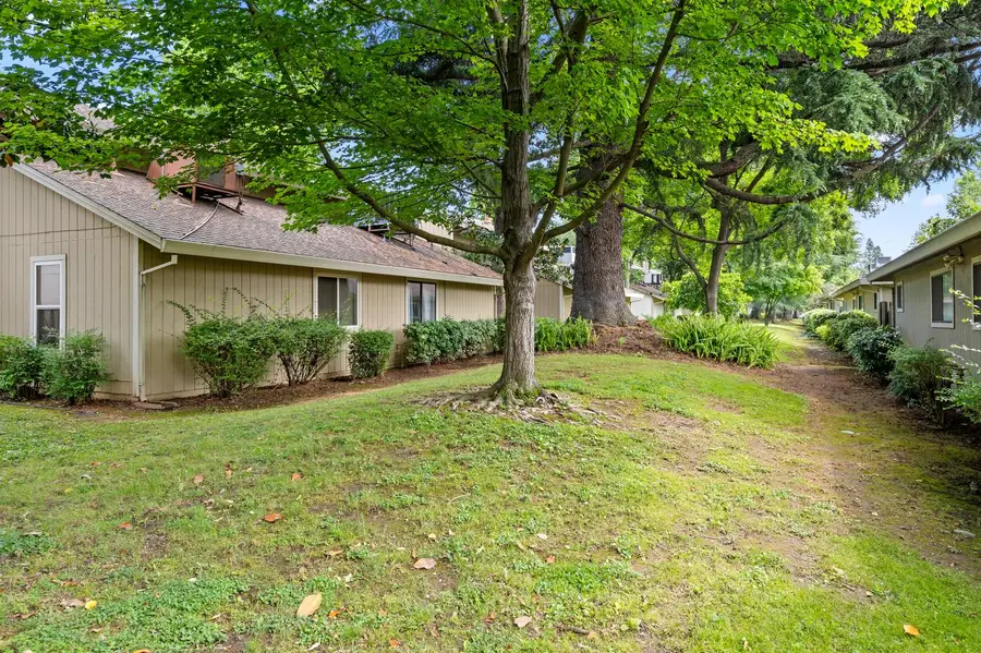 7945 La Riviera Drive, Sacramento, CA 95826 - #3