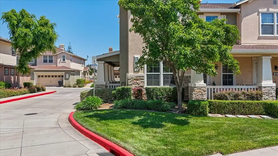 561 Wild Stallion Drive #151, Oakdale, CA 95361 - #2