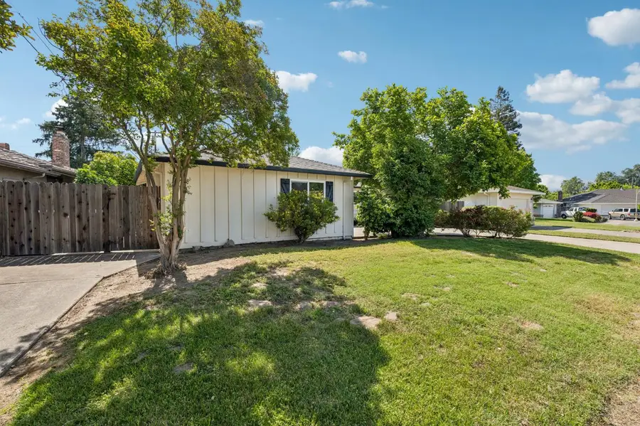4785 Rex Court, Sacramento, CA 95822 - #3