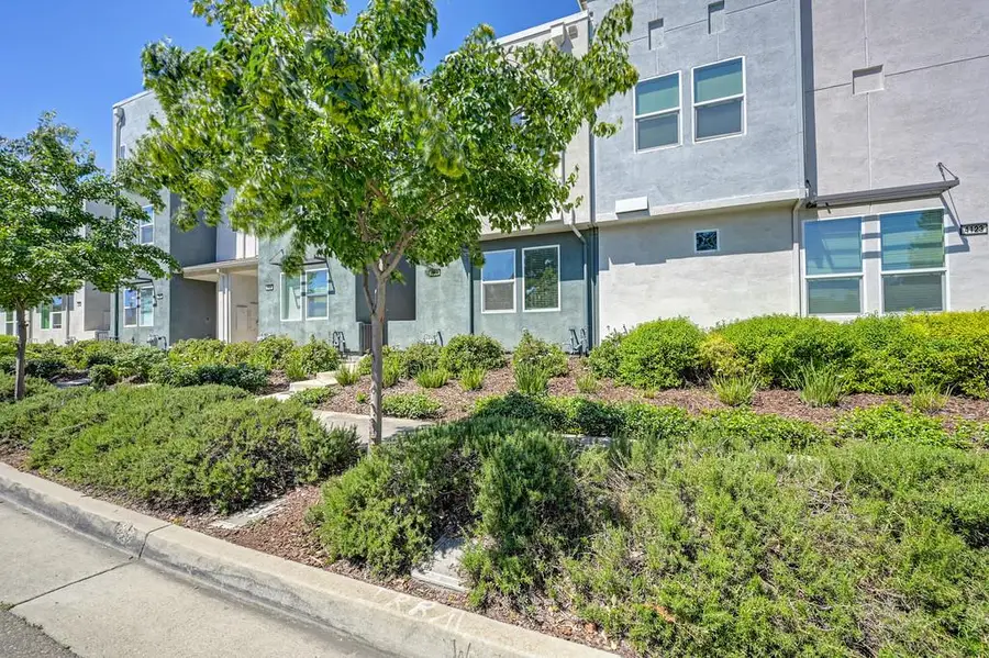 Address Withheld By Seller, Sacramento, CA 95834 - #2