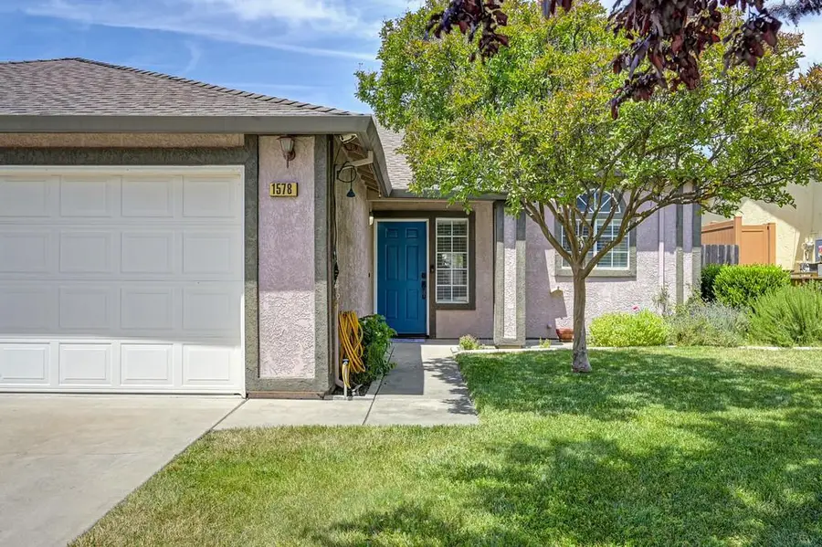 1578 E J, Oakdale, CA 95361 - #2