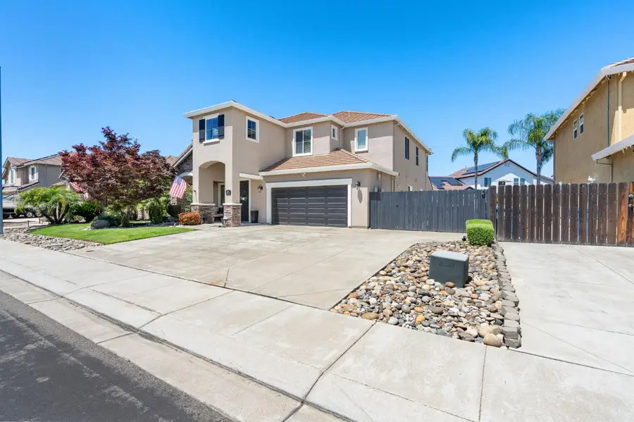 175 Feverfew Street, Manteca, CA 95337 - #2