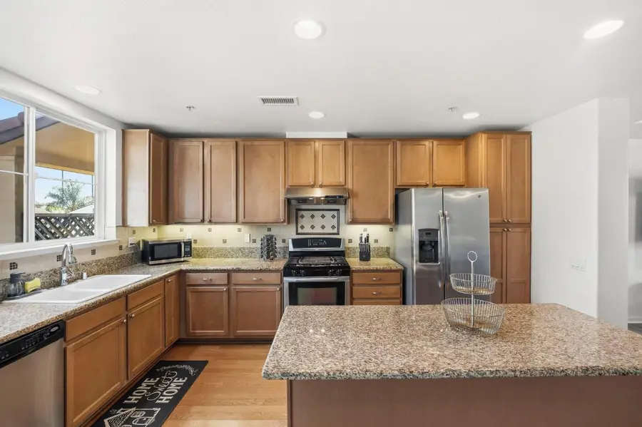 206 San Antonio Place, San Jose, CA 95116 - #3
