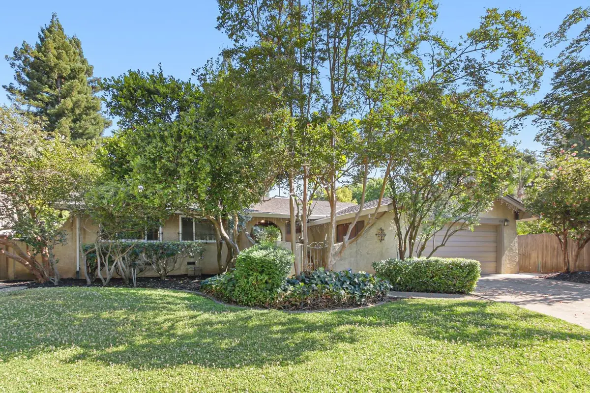8321 Willowdale Way, Fair Oaks, CA 95628 - #1