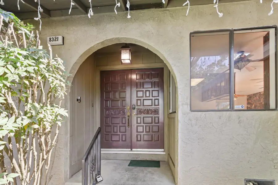 8321 Willowdale Way, Fair Oaks, CA 95628 - #3