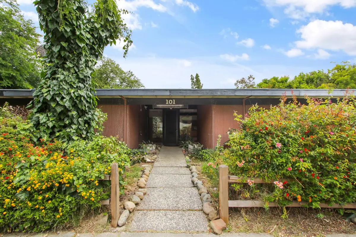 101 E 7th Street, Davis, CA 95616 - #1