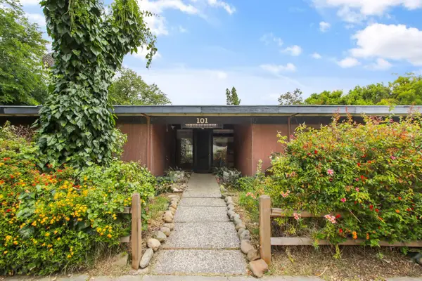 101 E 7th Street, Davis, CA 95616