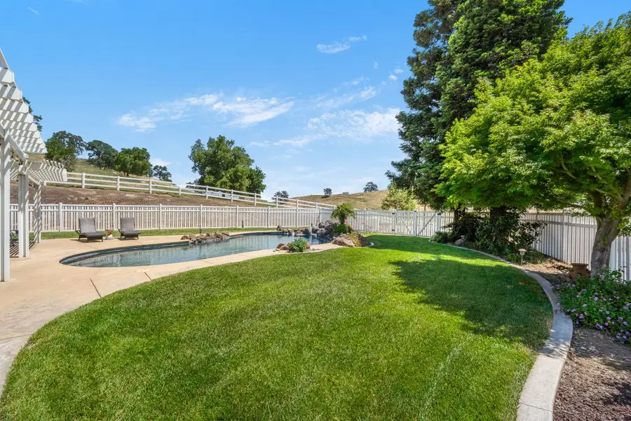 1401 Lawson Way, Valley Springs, CA 95252 - #3