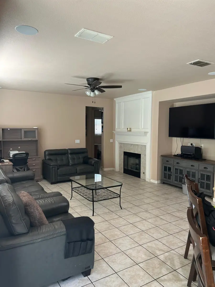 280 Finchwood Drive, Lathrop, CA 95330 - #3