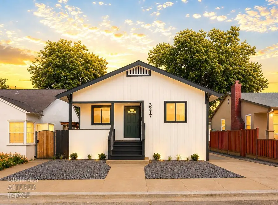 3217 43rd Street, Sacramento, CA 95817 - #3