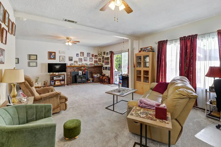 3142 Rosemont Drive, Sacramento, CA 95826 - #3