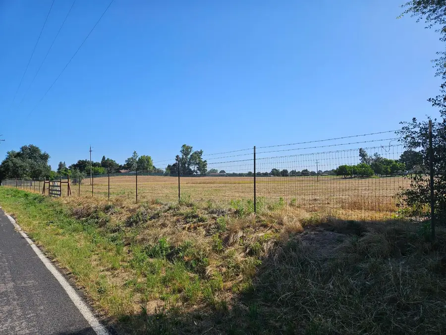 20654 Disch Road, Lockeford, CA 95237 - #2