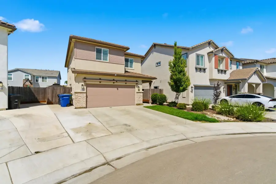 3148 Landmark Circle, Modesto, CA 95356 - #3