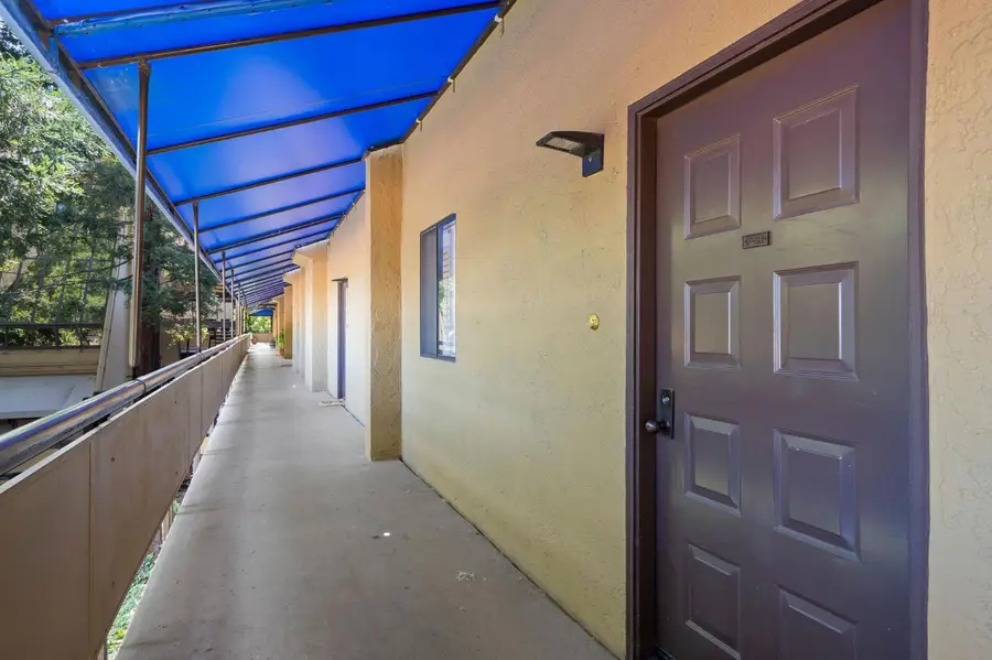 200 P Street #F31, Sacramento, CA 95814 - #3