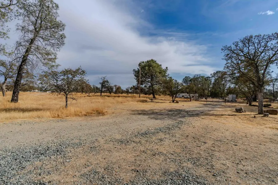 12874 Stedman Ranch Rd, Burson, CA 95225 - #3