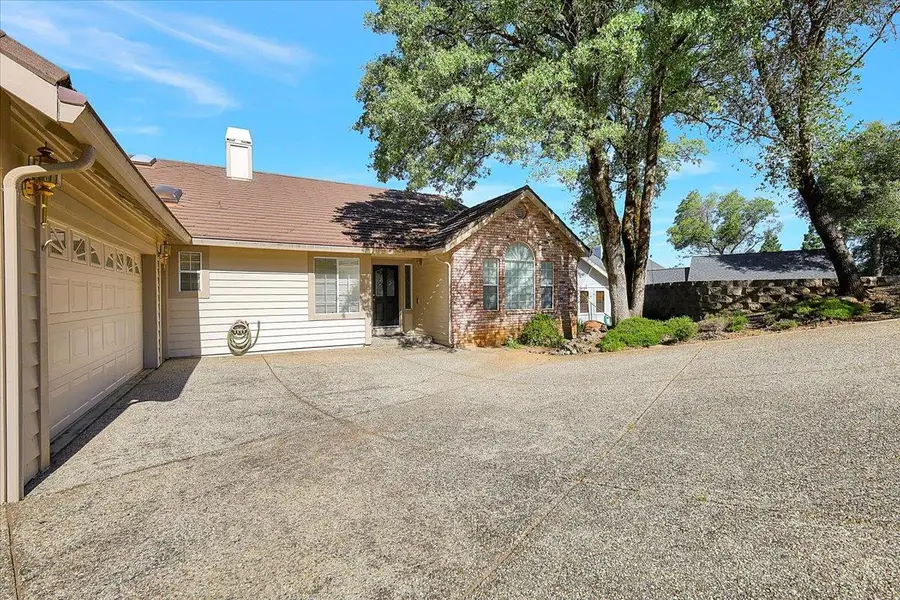 13036 Lake Wildwood Drive, Penn Valley, CA 95946 - #2