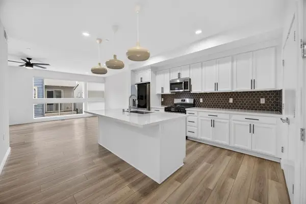2431 Cleat Lane #101, Sacramento, CA 95818
