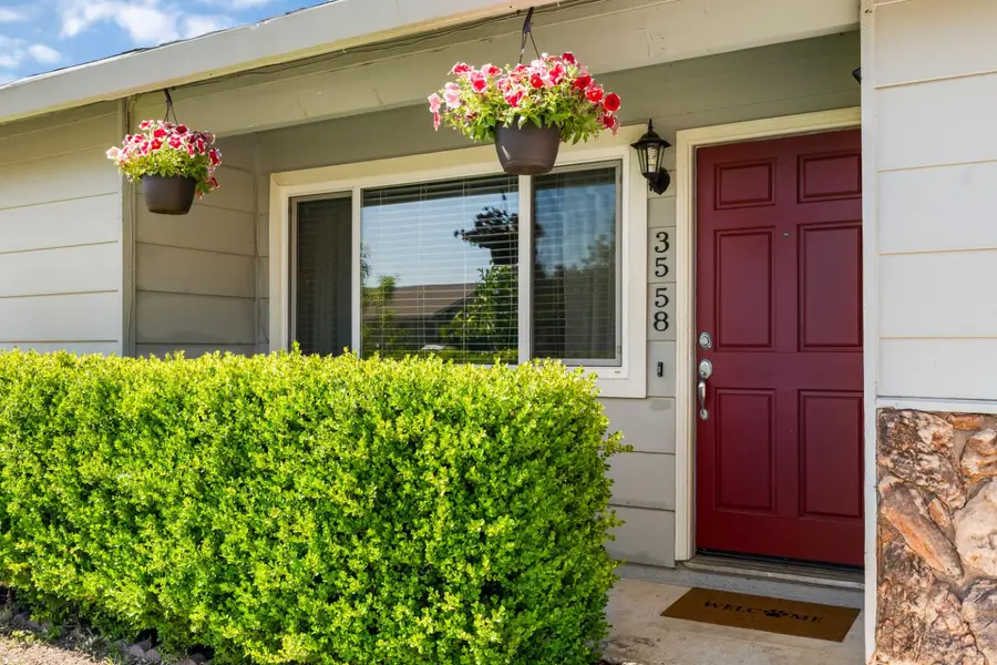 3558 Scorpio Drive, Sacramento, CA 95827 - #3