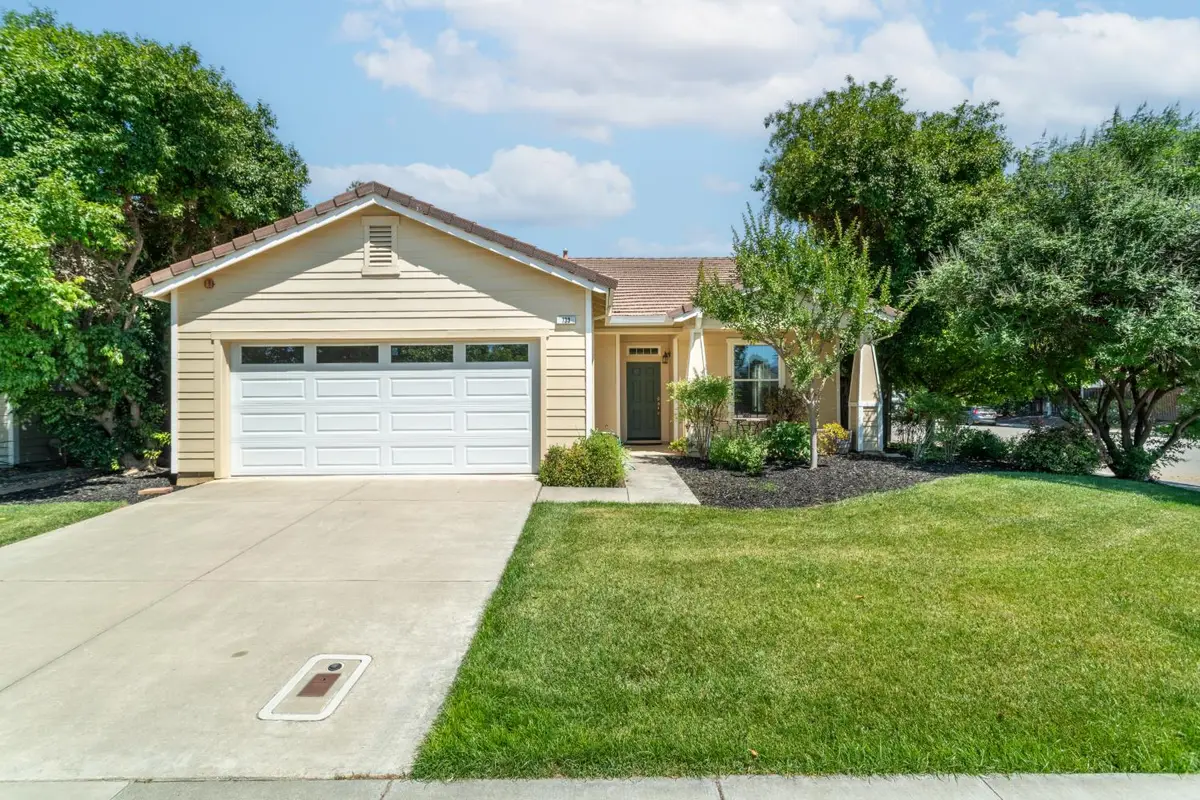 733 W Main Street, Winters, CA 95694 - #1