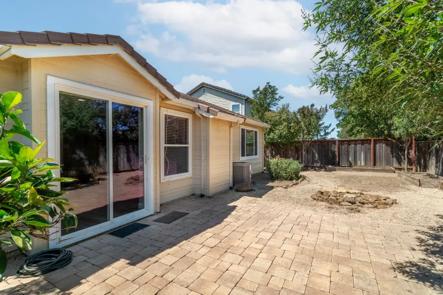 733 W Main Street, Winters, CA 95694 - #3