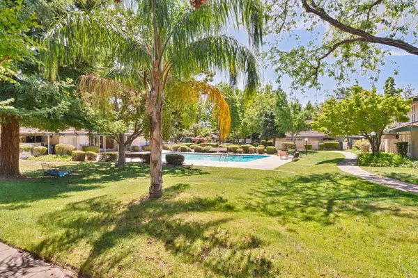 506 Roundtree Court, Sacramento, CA 95831